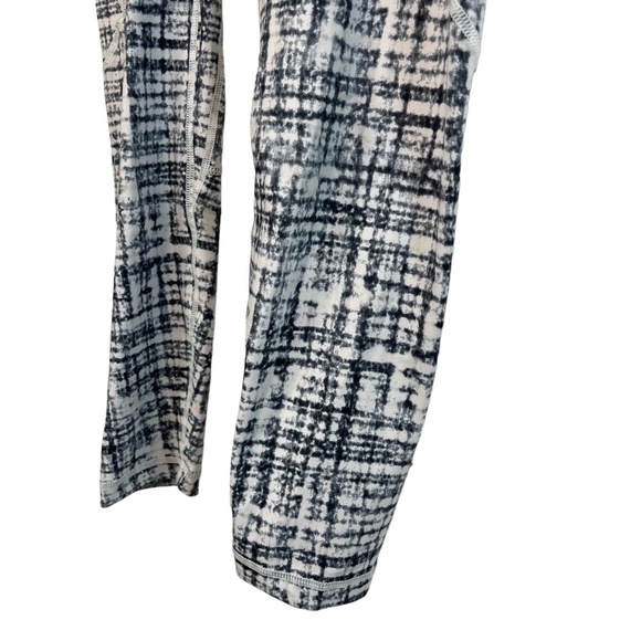 P'TULA High Rise Gray Print Leggings Skinny Leg Athletic Pants Gym Workout Small - Picture 11 of 16